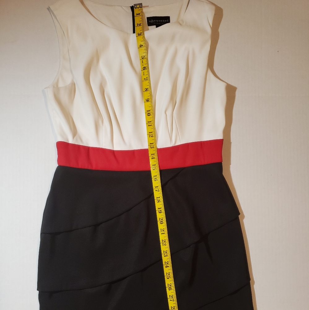 Women's Connected Apparel Dress - Picture 6 of 6